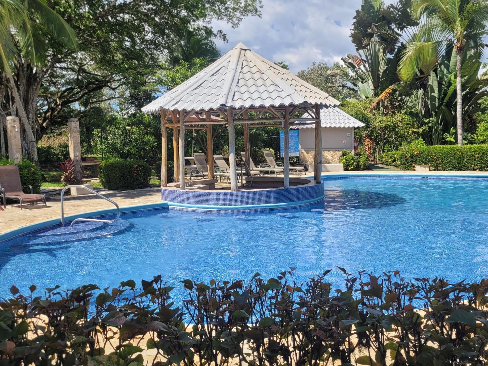 Tropical Bliss Pool Wi-Fi Bbq Near Quepos Manuel Antonio Apartment Bagian luar foto