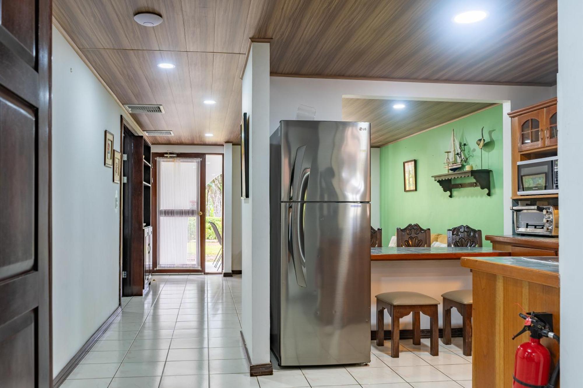 Tropical Bliss Pool Wi-Fi Bbq Near Quepos Manuel Antonio Apartment Bagian luar foto